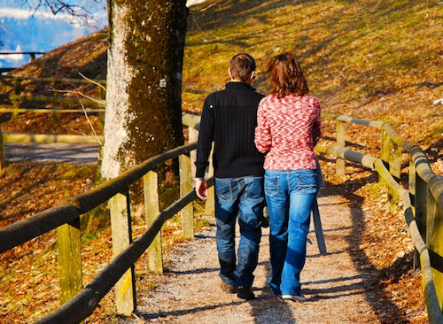 couple 20walking 20away